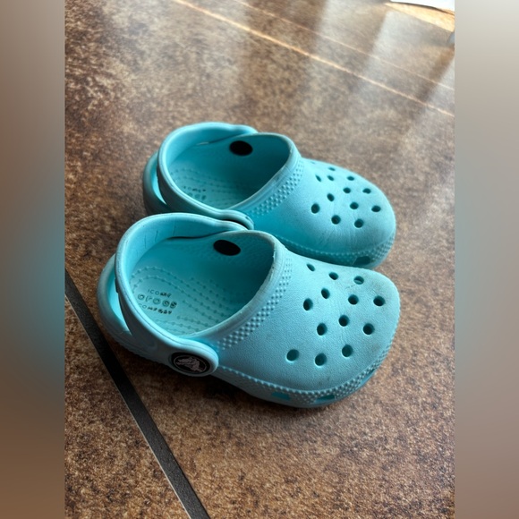 Crocs - Picture 1 of 6